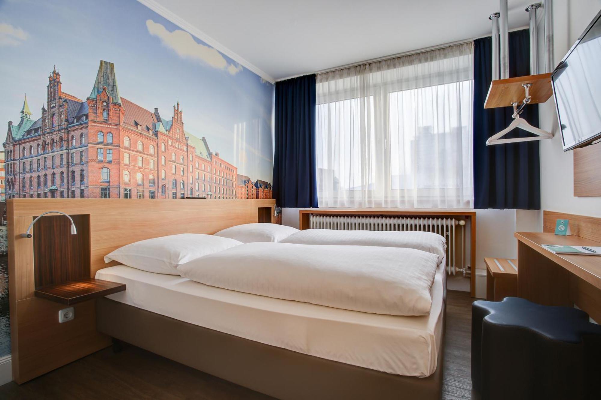 Large Double Room